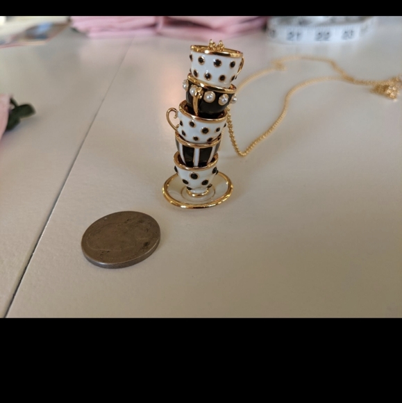 Kate Spade Allison in Wonderland necklace